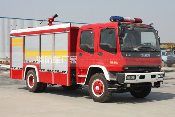 6噸五十鈴FVR泡沫消防車價格2