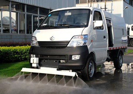 小長安路面清洗車工作圖片 小長安路面清洗車工作圖片