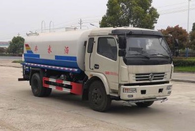 10噸灑水車包月多少錢_東風多利卡一排半駕駛室10噸綠化灑水車廠家價格2