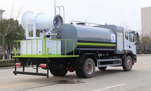 東風多利卡D9多功能抑塵車廠家價格3