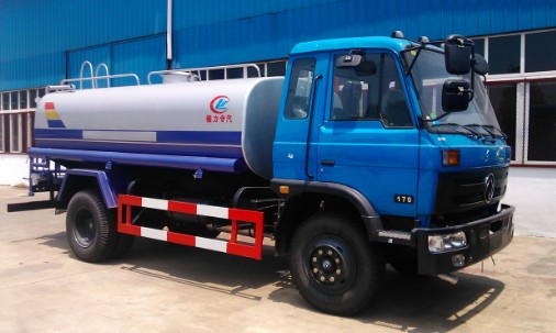 東風(fēng)145 10噸灑水車(chē) 東風(fēng)145 10噸灑水車(chē)