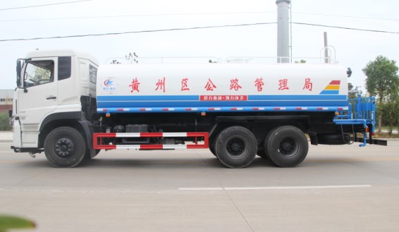 東風(fēng)天龍后雙橋灑水車高清圖片 東風(fēng)天龍后雙橋灑水車高清圖片