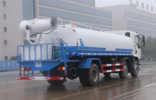 東風柳汽小三軸18噸灑水車高清圖片 東風柳汽小三軸18噸灑水車高清圖片