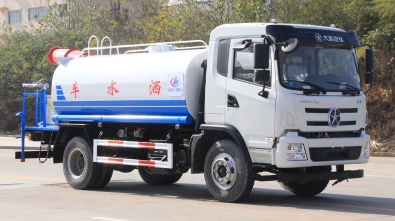 東風大運霧炮車高清圖片 東風大運霧炮車高清圖片