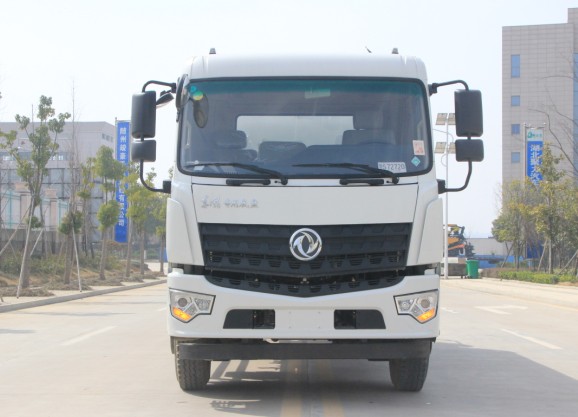 東風(fēng)新款專底霧炮車高清圖片 東風(fēng)新款專底霧炮車高清圖片