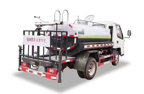 上深圳牌照的藍(lán)牌灑水車(chē)圖片 上深圳牌照的藍(lán)牌灑水車(chē)圖片