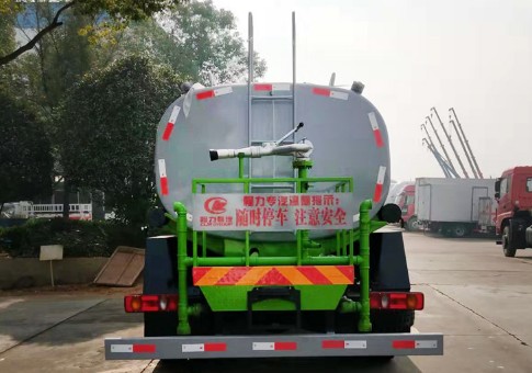 多功能灑水車-12方東風天錦帶除雪滾刷灑水車3