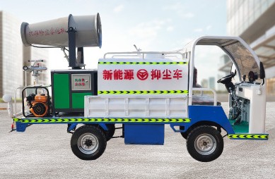 新能源電動四輪灑水車圖片 新能源電動四輪灑水車圖片