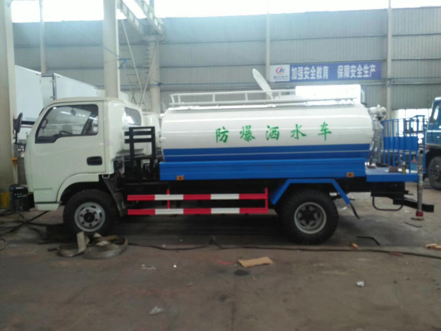 �V�׷�����ˮ܇��(x��)��(ji��)չʾ�DƬ