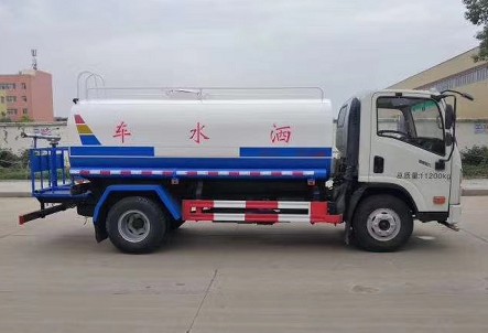 國六大運奧普力黃牌8方灑水車圖片 國六大運奧普力黃牌8方灑水車圖片