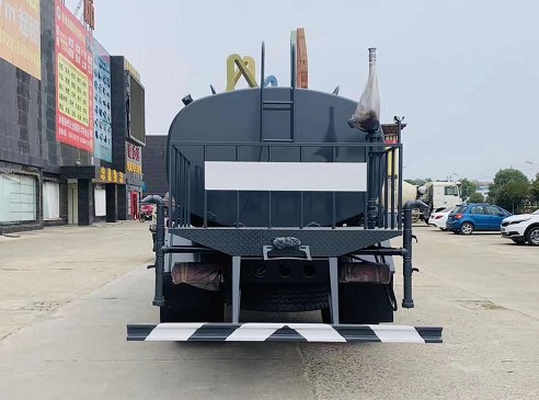 12方灑水車圖片_國六12方福田瑞沃ES3綠化灑水車廠家價格3
