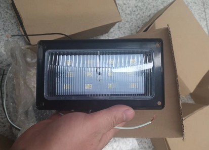 ����܇���׺���������LED��Դ��