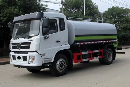 國(guó)六12方東風(fēng)福瑞卡灑水車(chē) 國(guó)六12方東風(fēng)福瑞卡灑水車(chē)