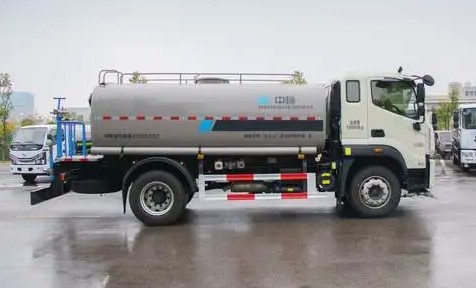 灑水車(chē)圖片 灑水車(chē)圖片