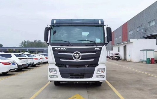 國六福田歐曼后雙橋灑水車 國六福田歐曼后雙橋灑水車