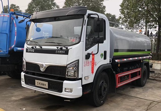 國六東風(fēng)福瑞卡F7灑水車 國六東風(fēng)福瑞卡F7灑水車