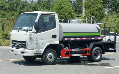 國六2.3方凱馬灑水車 國六2.3方凱馬灑水車