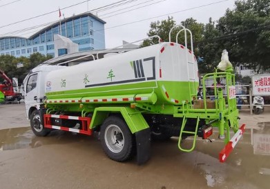 程力10方東風福瑞卡灑水車 程力10方東風福瑞卡灑水車