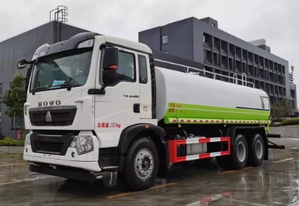 國六20噸重汽HOWO后雙橋灑水車 國六20噸重汽HOWO后雙橋灑水車