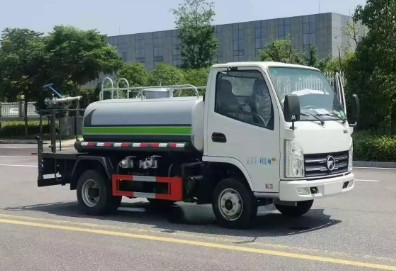 國六凱馬3噸灑水車圖片 國六凱馬3噸灑水車圖片