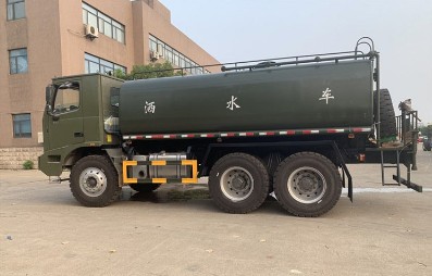 25噸-30噸重汽礦山專用灑水車圖片 25噸-30噸重汽礦山專用灑水車圖片