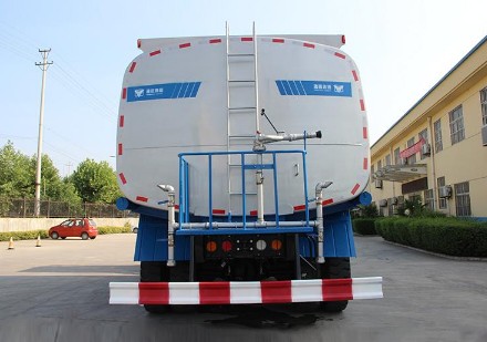 60噸-70噸礦山灑水車圖片 60噸-70噸礦山灑水車圖片