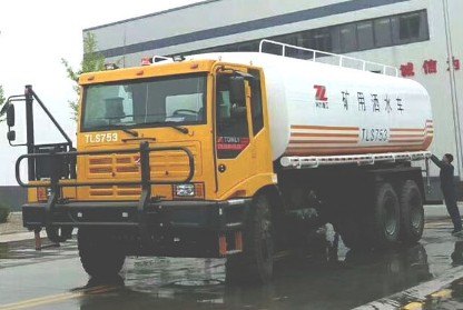 35方-40方礦用灑水抑塵車圖片 35方-40方礦用灑水抑塵車圖片