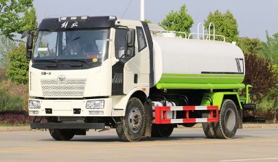 程力灑水車(chē)圖片 程力灑水車(chē)圖片