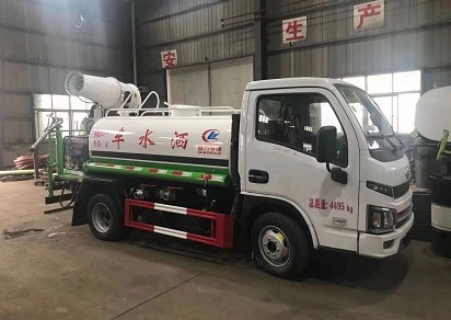 國(guó)六藍(lán)牌2.5方躍進(jìn)福運(yùn)S80灑水車(chē)圖片 國(guó)六藍(lán)牌2.5方躍進(jìn)福運(yùn)S80灑水車(chē)圖片