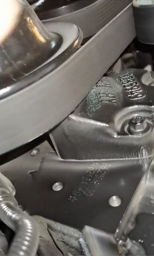 國六東風天錦康明斯230馬力發動機號位置 國六東風天錦康明斯230馬力發動機號位置