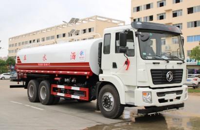 灑水車圖片 灑水車圖片