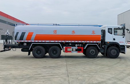 國六東風(fēng)華神T5前四后八25噸灑水車 國六東風(fēng)華神T5前四后八25噸灑水車