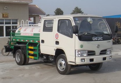 東風(fēng)小霸王雙排綠化噴灑車(chē) 東風(fēng)小霸王雙排綠化噴灑車(chē)