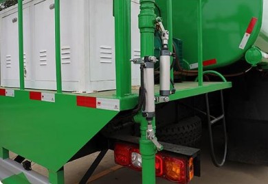 國(guó)六陜汽德龍新M3000前四后八40方灑水車 國(guó)六陜汽德龍新M3000前四后八40方灑水車