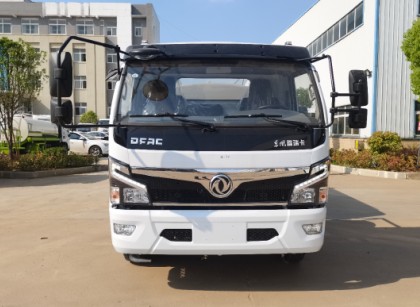 �����|�L������Ȼ�➢ˮ܇�෽λ�DƬ