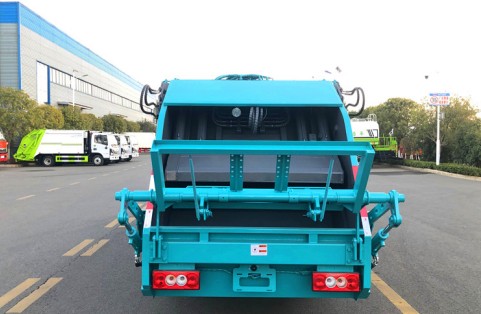 ����r���{�Ɖ��s����܇