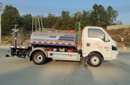 東風(fēng)華神新能源2.2方灑水車 東風(fēng)華神新能源2.2方灑水車