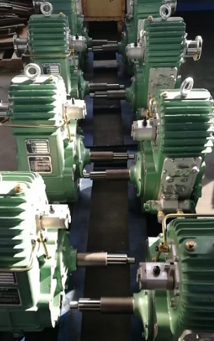 浙江佰事瑞帕瓦夾心取力器_HW60Q-F300型|HW140Q-F302型取力器_HW12706變速箱夾心取力器 浙江佰事瑞帕瓦夾心取力器_HW60Q-F300型|HW140Q-F302型取力器_HW12706變速箱夾心取力器