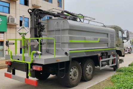 東風(fēng)天錦六驅(qū)太陽能光伏板清洗車_光伏面板清洗車_沙漠光伏清洗作業(yè)車 東風(fēng)天錦六驅(qū)太陽能光伏板清洗車_光伏面板清洗車_沙漠光伏清洗作業(yè)車