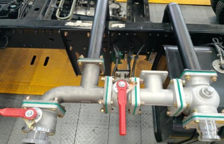 灑水車管道尺寸_灑水車主管道多粗_程力灑水車管道材質(zhì)與工藝升級解析 灑水車管道尺寸_灑水車主管道多粗_程力灑水車管道材質(zhì)與工藝升級解析